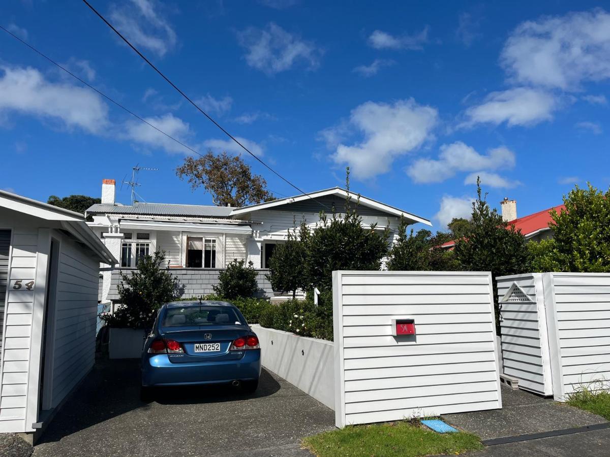 Bayswater Homestay Auckland Exterior photo